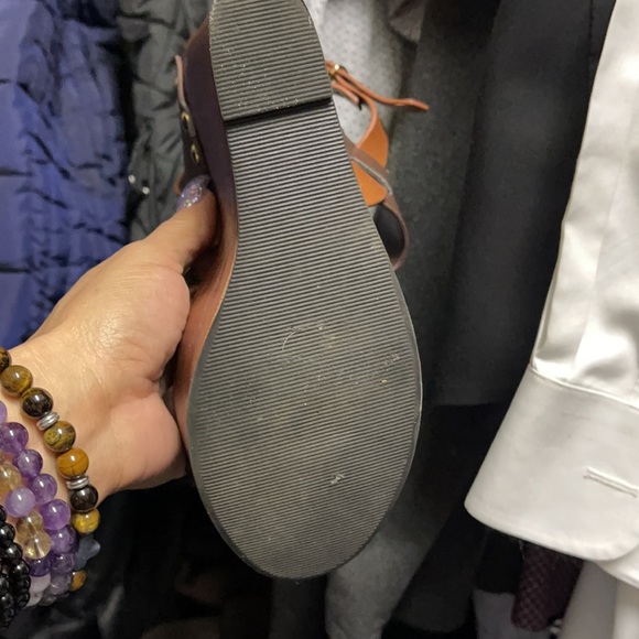 Like new size 6 - Picture 4 of 4